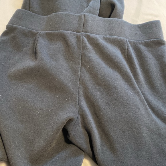 Grey sweatpants - Picture 2 of 4